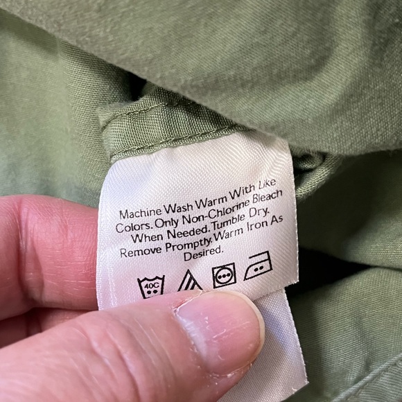 Eddie Bauer Sage Green Casual Button Down Shirt - Picture 3 of 6